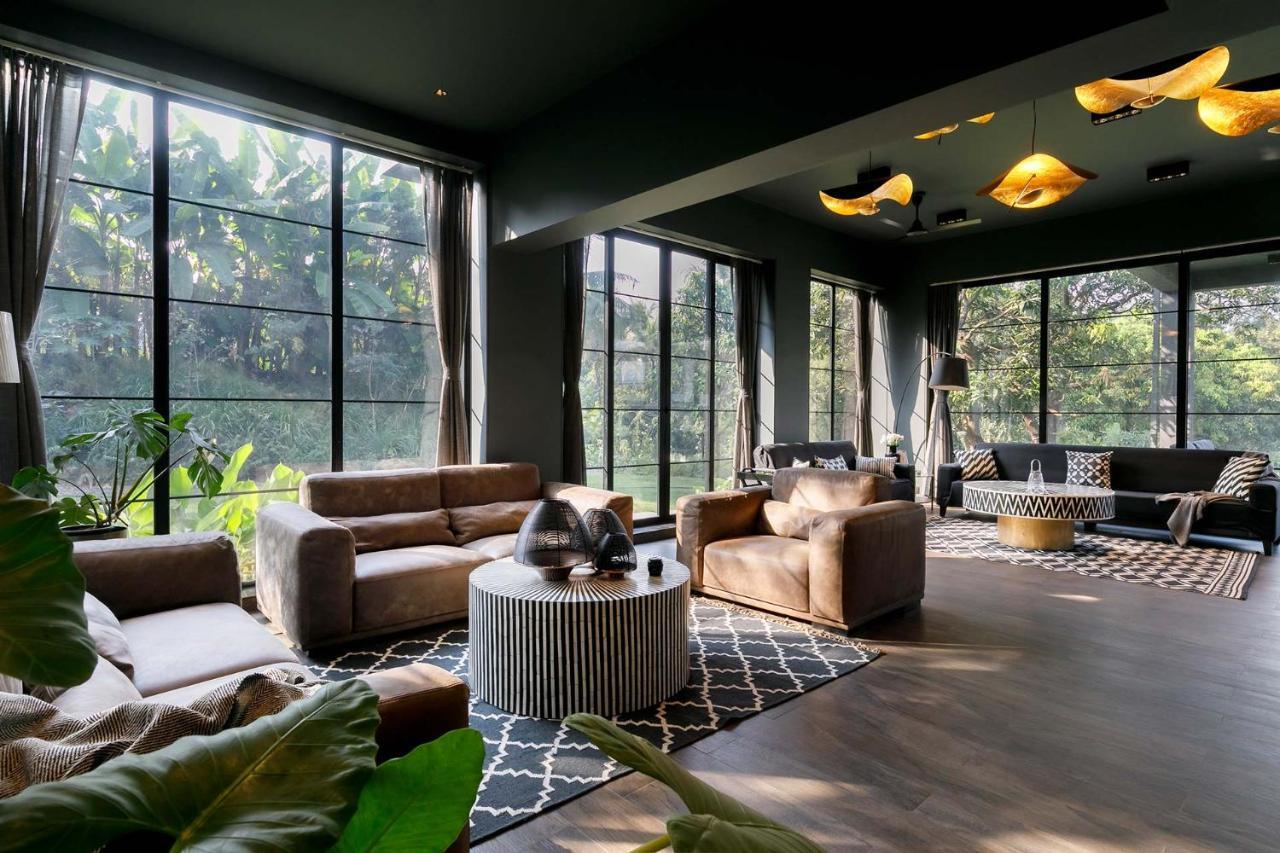 Stayvista At The Charcoal Villa Luxury Collection Alībāg Extérieur photo