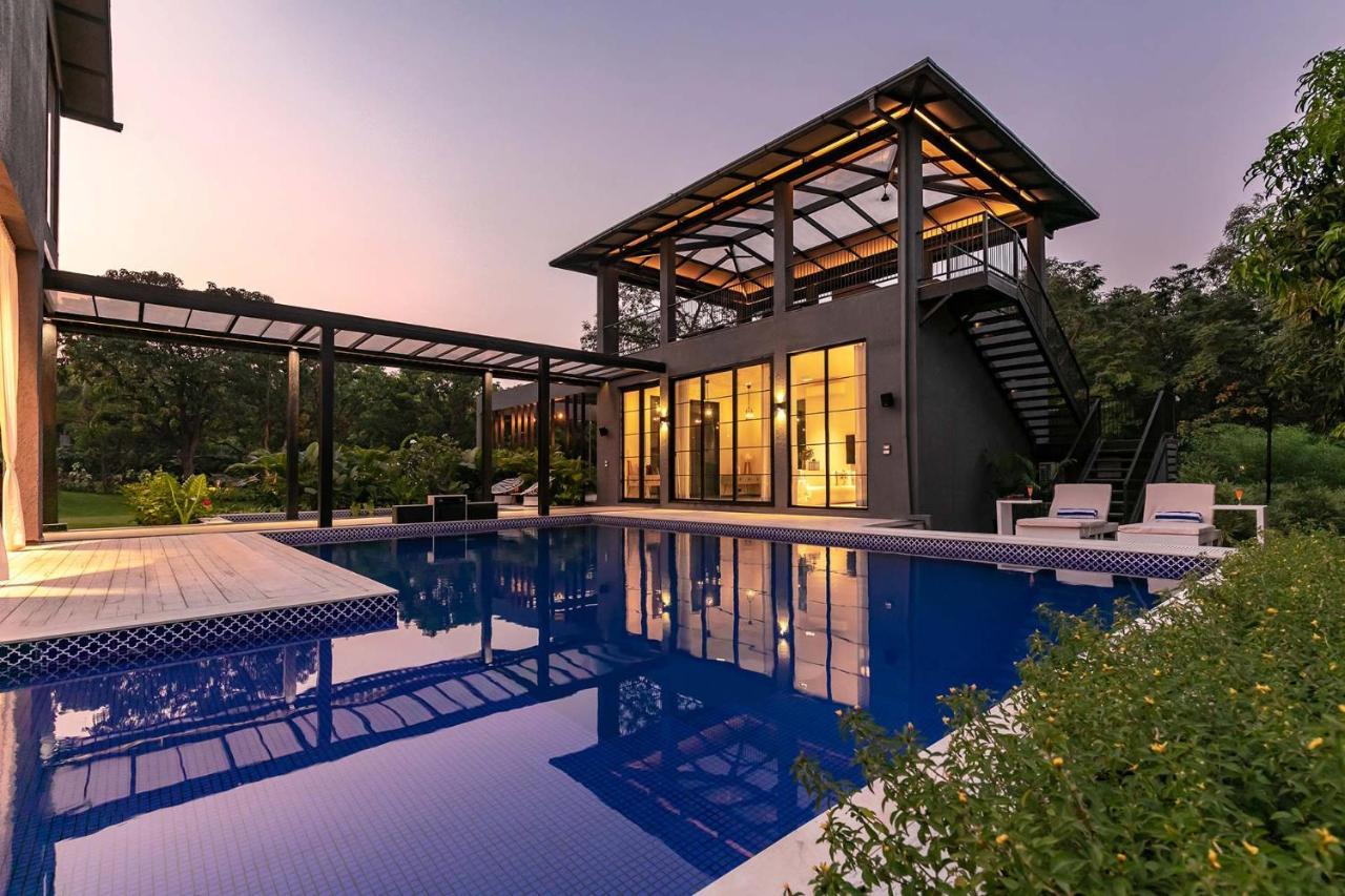 Stayvista At The Charcoal Villa Luxury Collection Alībāg Extérieur photo