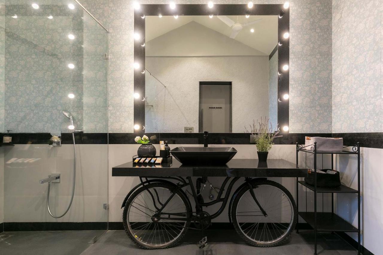 Stayvista At The Charcoal Villa Luxury Collection Alībāg Extérieur photo