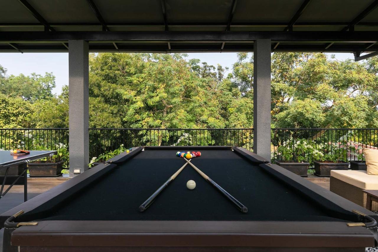 Stayvista At The Charcoal Villa Luxury Collection Alībāg Extérieur photo